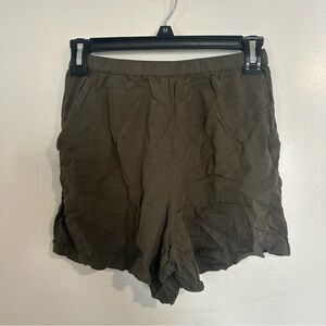 Melrose And Market Olive Green Flowy Shorts